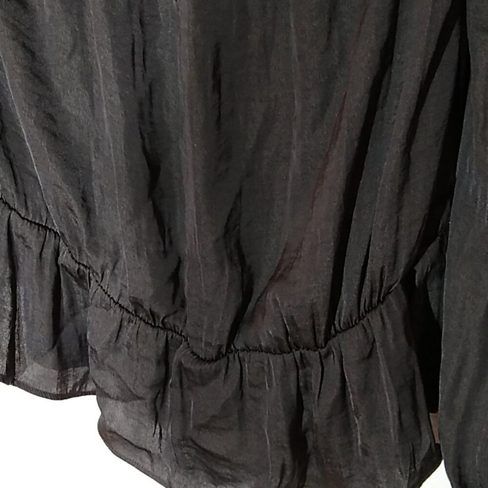 Naked Zebra Women's size Small ruffled blouse . Minimalist - Picture 3 of 8